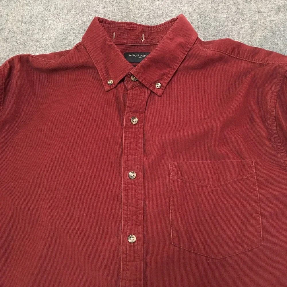 Banana Republic Men XL Shirt Red Corduroy Slim Fit Button 90s Y2K Preppy Holiday